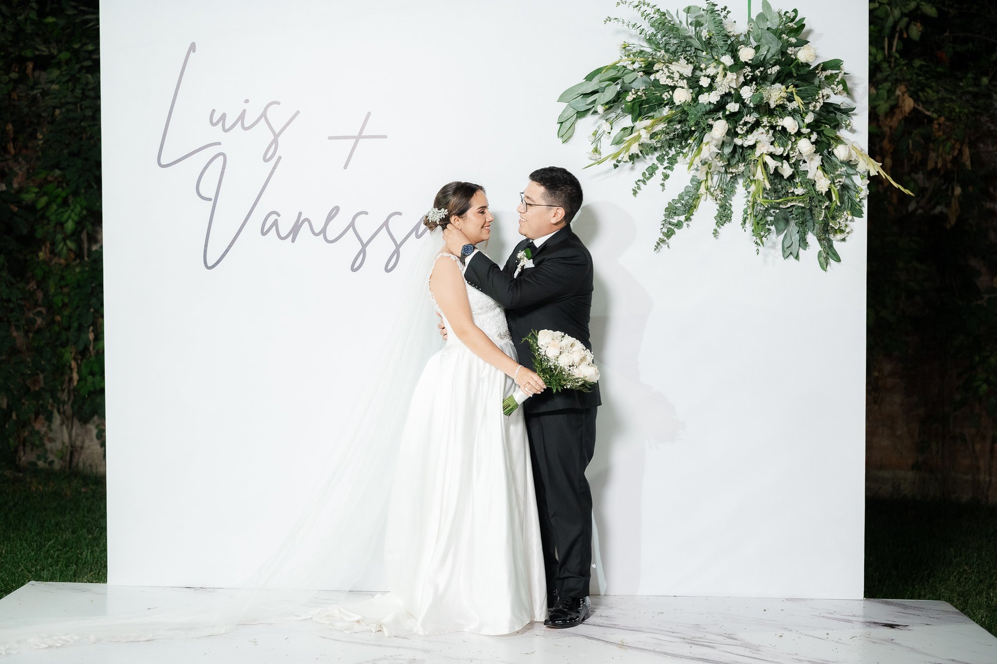 Vanessa & Luis — 